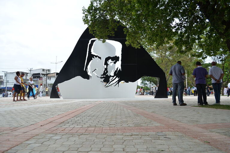 Praça Irmã Dulce Bahia