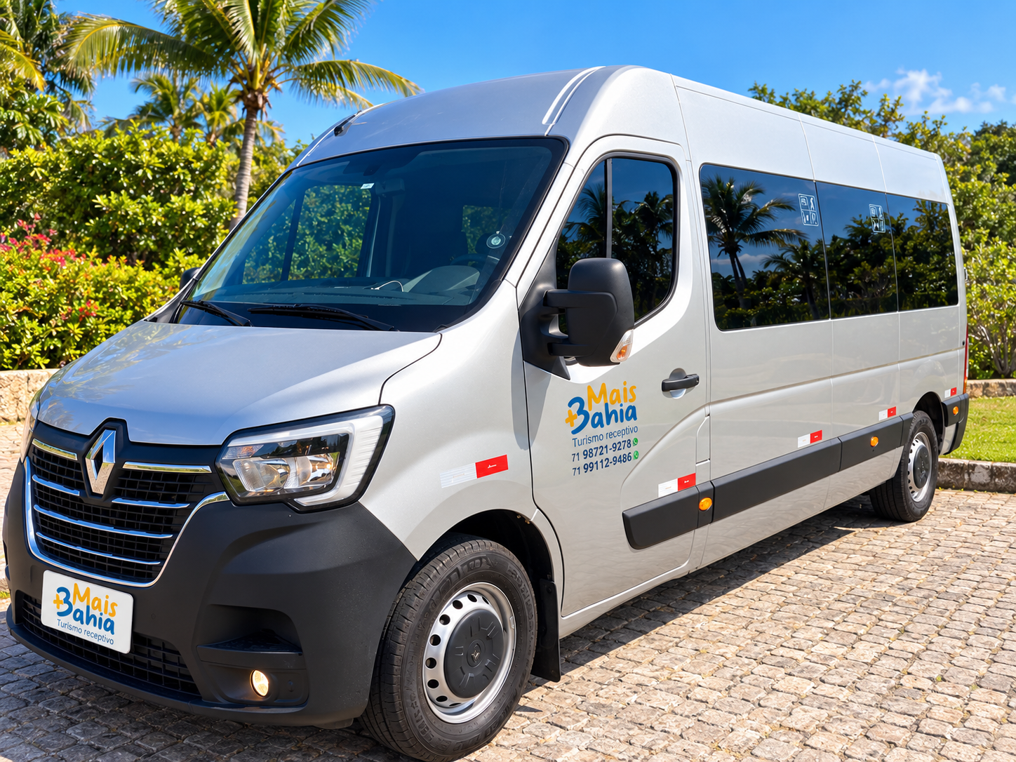 Van para Transfer Iberostar Selection Praia do Forte Van da Mais Bahia Turismo para transfer privativo ao Iberostar Selection Praia do Forte